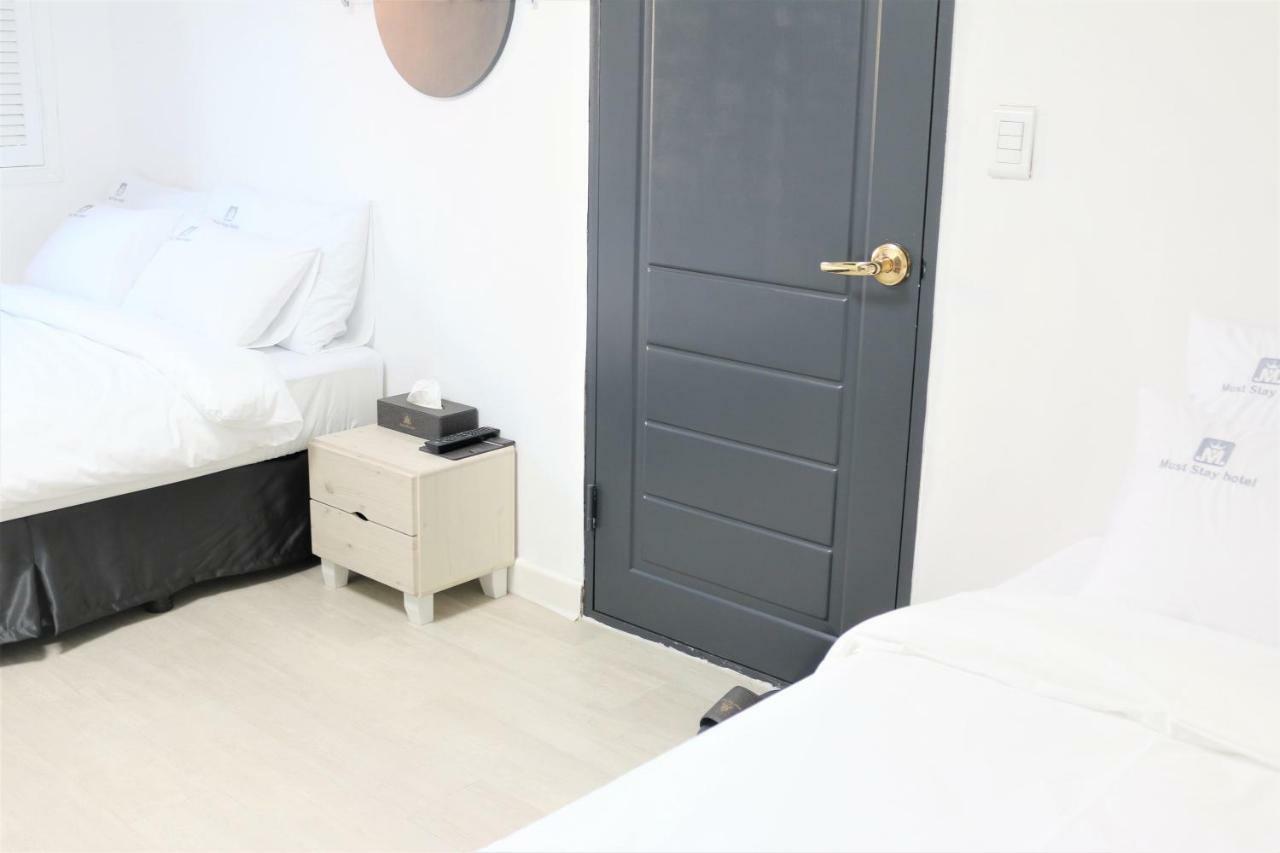 Must Stay Hotel Сеул Экстерьер фото