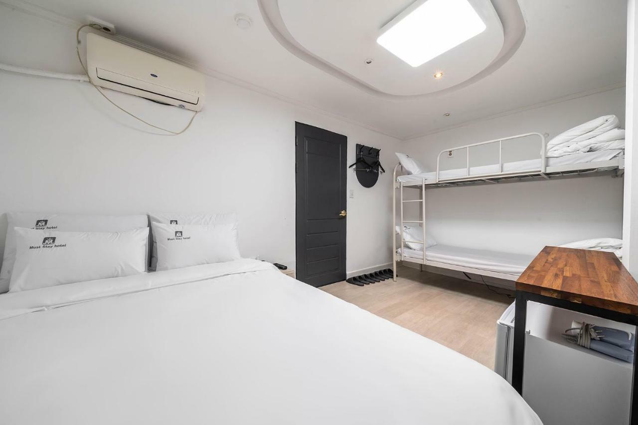 Must Stay Hotel Сеул Экстерьер фото